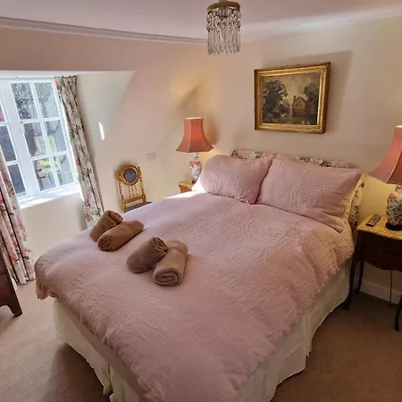 Cambus O' May Traditional Highland Hotel Ballater Room photo
