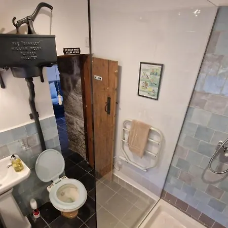 Cambus O' May Traditional Highland Hotel Ballater Room photo