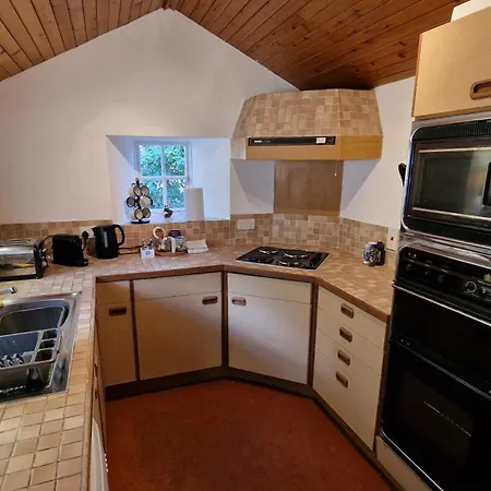 Cambus O' May Traditional Highland Hotel Ballater Room photo