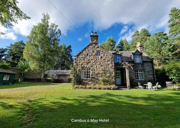 Cambus O\' May Traditional Highland Hotel