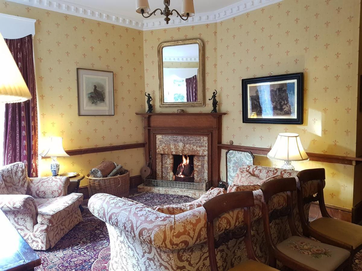 Hotel Cambus O' Traditional Highland Ballater