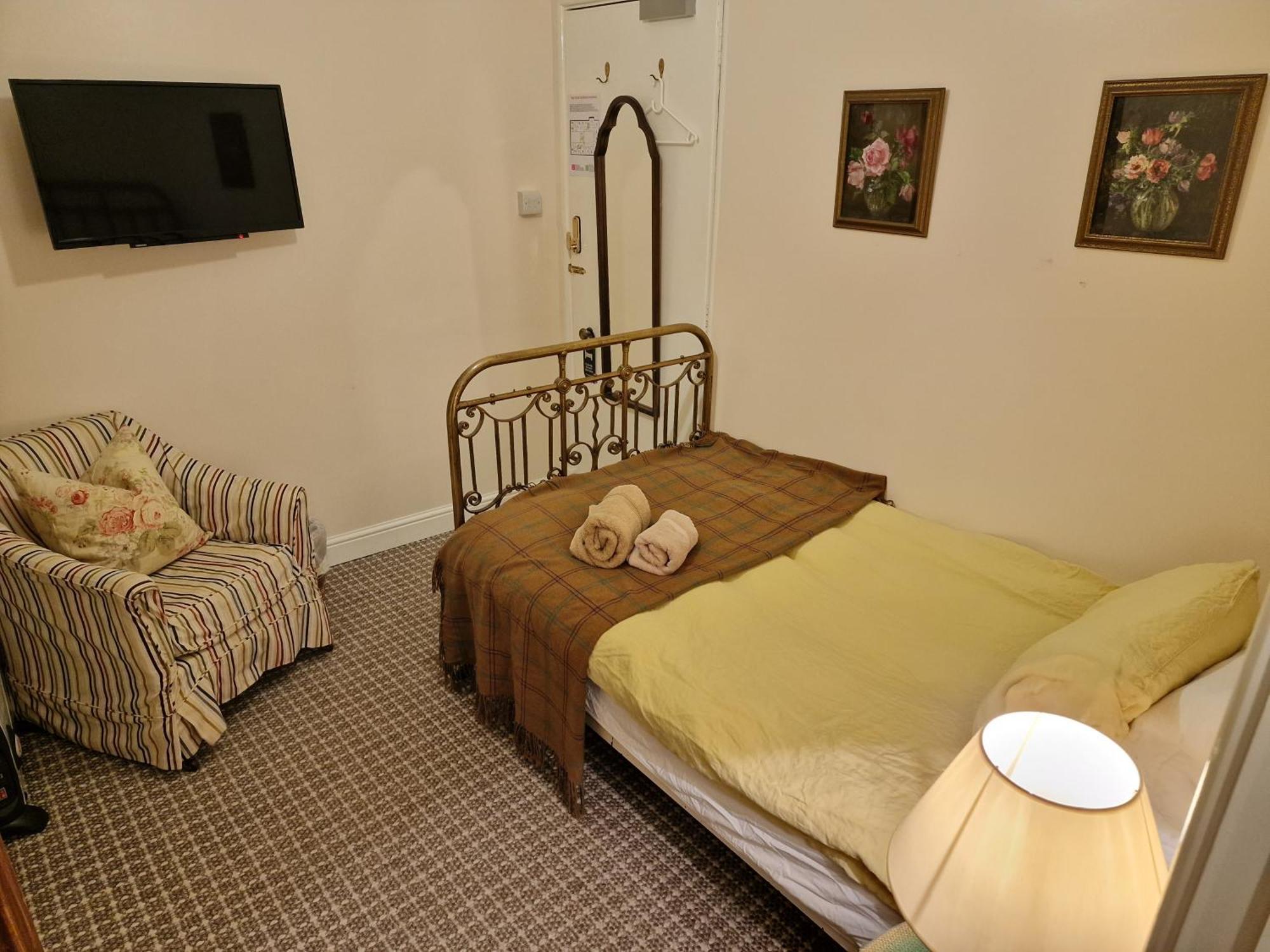 Hotel Cambus O' Traditional Highland Ballater