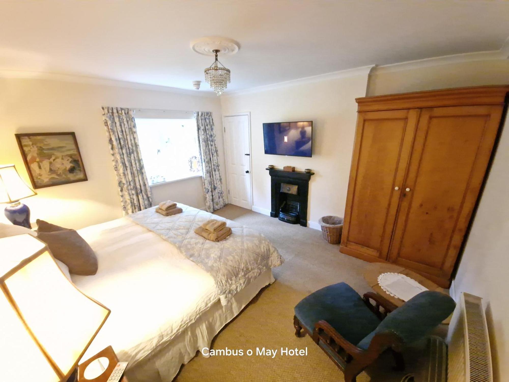 Hotel Cambus O' Traditional Highland Ballater