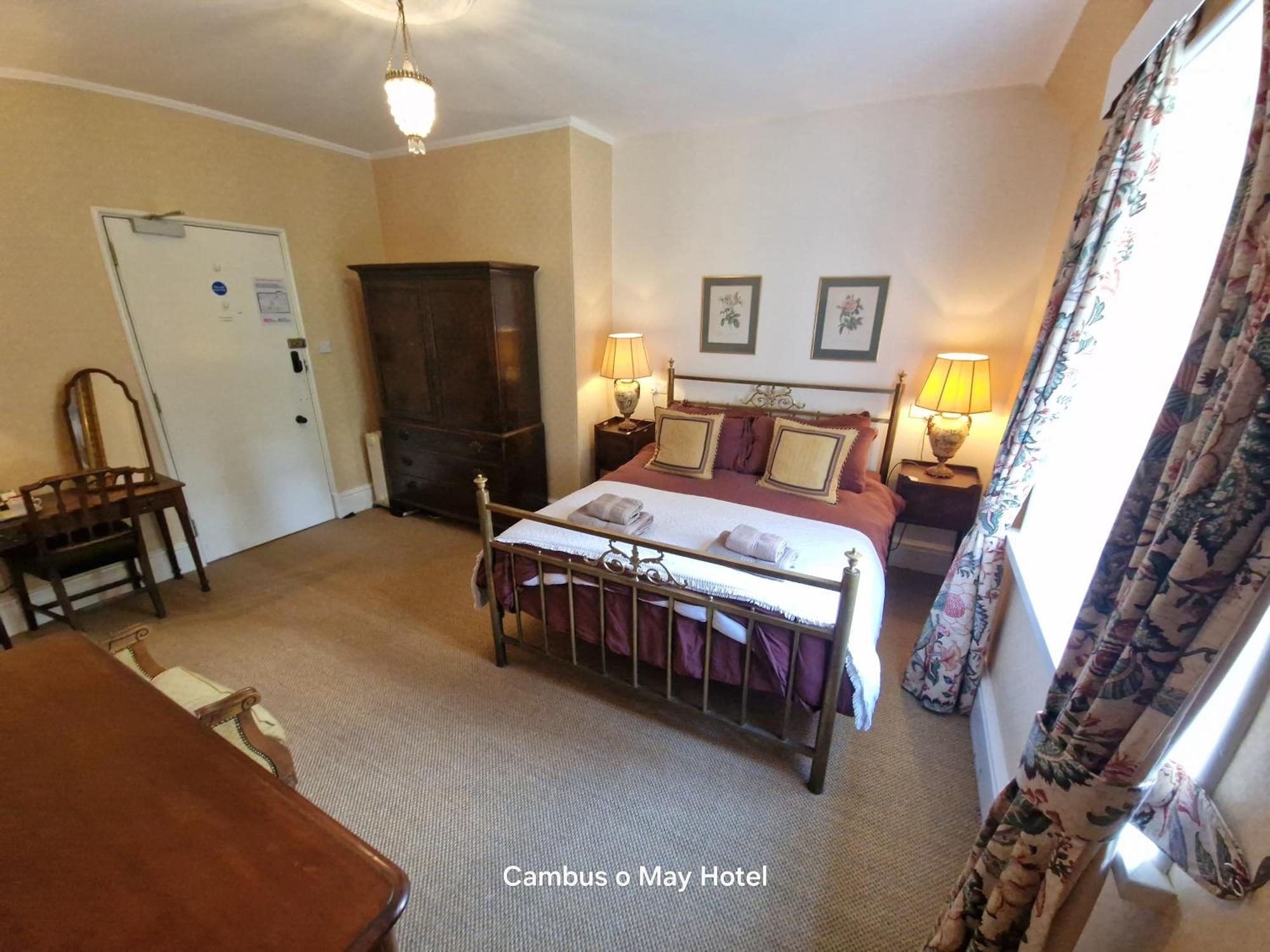 Cambus O' Traditional Highland Ballater