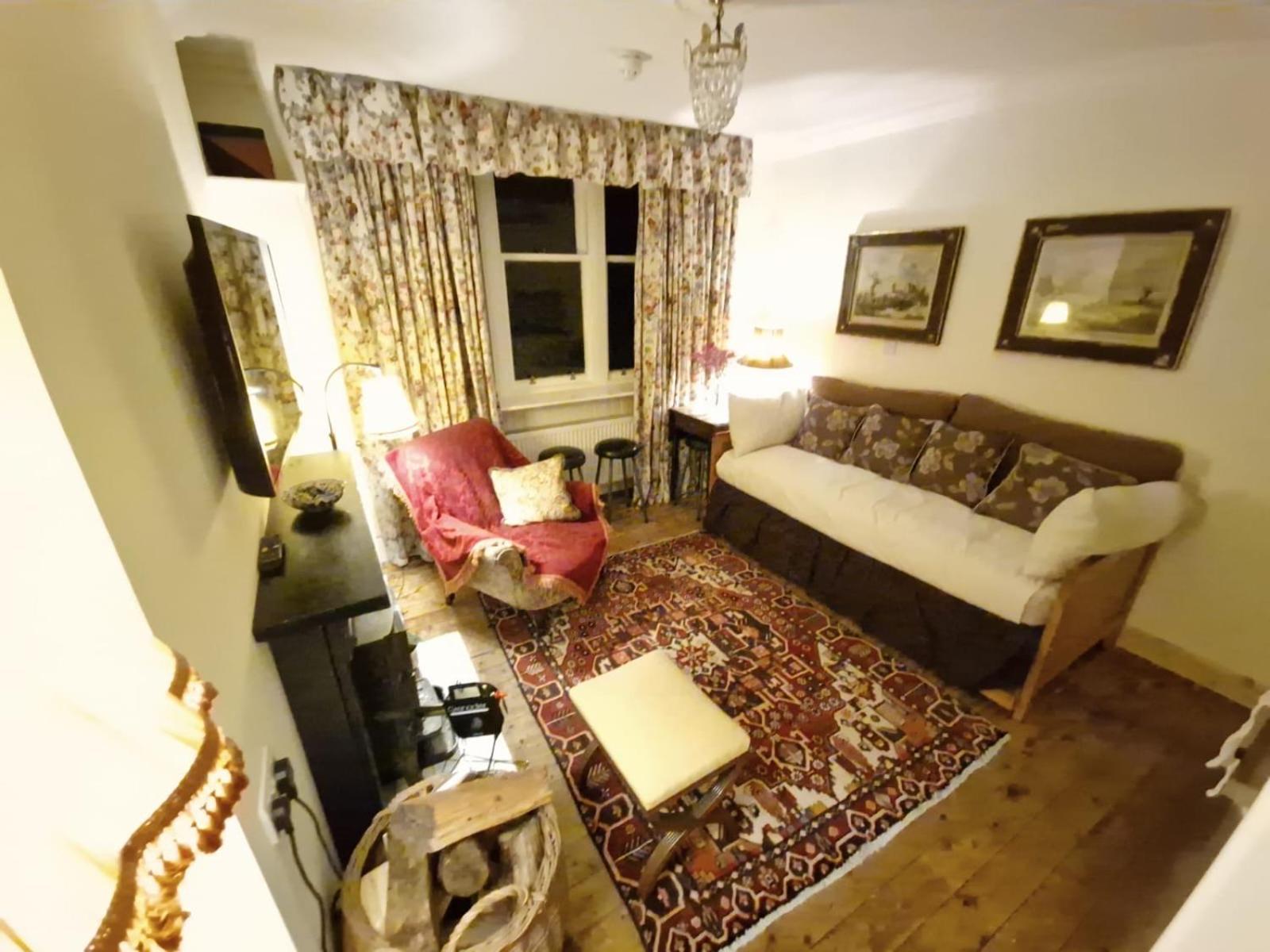 Cambus O' Traditional Highland * Ballater